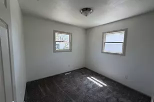 226 Caldwell Ave, Beloit, WI 53511 - Photo 9