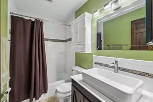 2138 Allen Blvd, Middleton, WI 53562 - Photo 25