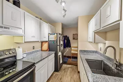 2138 Allen Boulevard #3, Middleton, WI 53562 - Photo 15