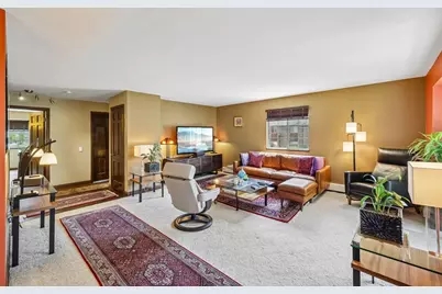 2138 Allen Boulevard #3, Middleton, WI 53562 - Photo 5