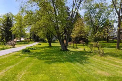 2901 Forest Avenue, Franklin, WI 53132 - Photo 25