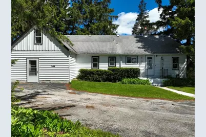 2901 Forest Avenue, Franklin, WI 53132 - Photo 3