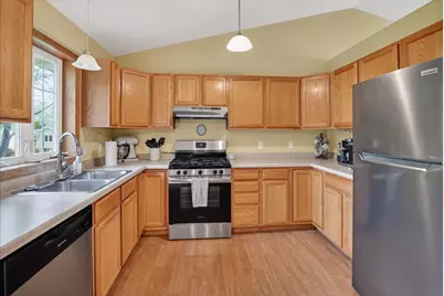 6453 Tonkinese Trail, Madison, WI 53719 - Photo 9