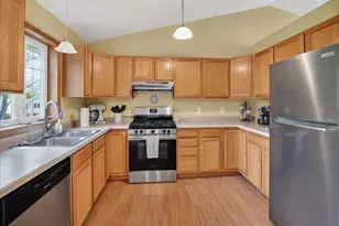 6453 Tonkinese Trail, Madison, WI 53719 - Photo 9
