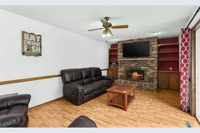 704 Meadow Court, DeForest, WI 53532 - Photo 13
