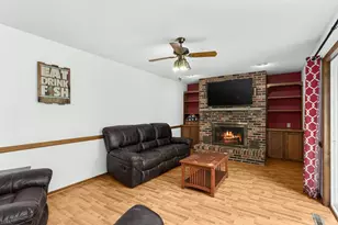 704 Meadow Ct, DeForest, WI 53532 - Photo 13