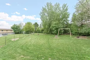 704 Meadow Ct, DeForest, WI 53532 - Photo 41