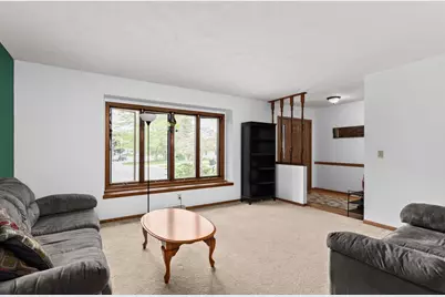 704 Meadow Court, DeForest, WI 53532 - Photo 7