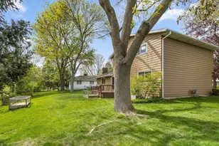 7109 Friendship Ln, Middleton, WI 53562 - Photo 3