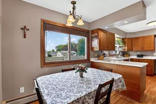 713 Park Ave, DeForest, WI 53532 - Photo 13