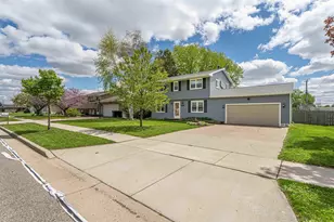 713 Park Ave, DeForest, WI 53532 - Photo 3