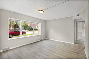 2 Sherman Terrace, Madison, WI 53704 - Photo 7