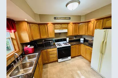 306 S Richards Street, Orfordville, WI 53576 - Photo 9