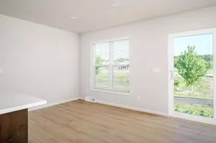40 Spittlebug Cir, Madison, WI 53718 - Photo 7
