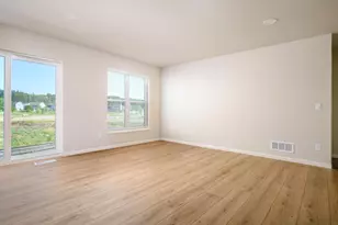 40 Spittlebug Cir, Madison, WI 53718 - Photo 3