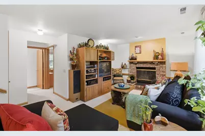 7925 W Oakbrook Circle, Madison, WI 53717 - Photo 23