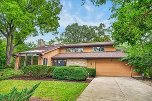 6130 Old Middleton Rd, Madison, WI 53705 - Photo 5