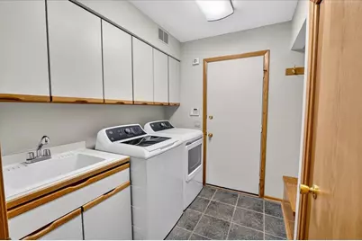 6130 Old Middleton Road, Madison, WI 53705 - Photo 35