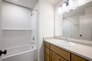 2526 Wexford Wy, Fitchburg, WI 53711 - Photo 13