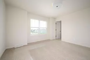 2526 Wexford Wy, Fitchburg, WI 53711 - Photo 9