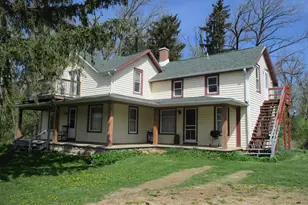 E5012 Hillcrest Dr, Loganville, WI 53943 - Photo 3