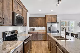 6754 Conservancy Plz, DeForest, WI 53532 - Photo 7