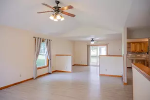 E6649 Fawn Valley Dr, Reedsburg, WI 53959 - Photo 9
