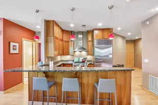 808 Williamson St, Madison, WI 53703 - Photo 7