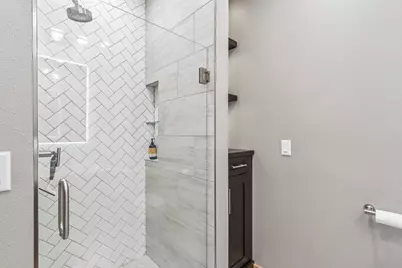 808 Williamson Street #207, Madison, WI 53703 - Photo 15