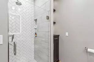 808 Williamson St, Madison, WI 53703 - Photo 15