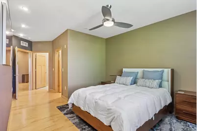 808 Williamson Street #207, Madison, WI 53703 - Photo 9