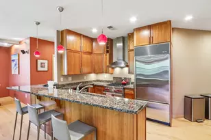 808 Williamson St, Madison, WI 53703 - Photo 7