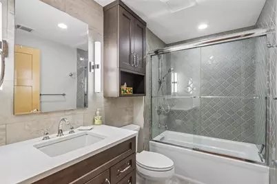 808 Williamson Street #207, Madison, WI 53703 - Photo 17