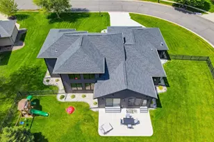 347 Fairway Cir, Edgerton, WI 53534 - Photo 63