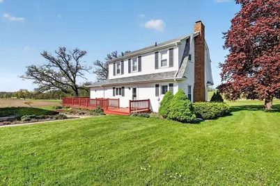 14529 Spring Valley Road, Orfordville, WI 53576 - Photo 5