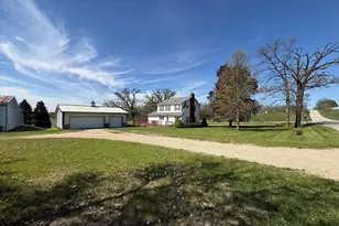 14529 Spring Valley Rd, Orfordville, WI 53576 - Photo 7