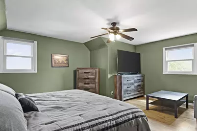 5737 Williamsburg Way, Fitchburg, WI 53719 - Photo 15