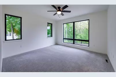 105 E Lakeview Avenue, Madison, WI 53716 - Photo 41