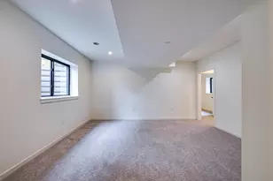 105 E Lakeview Ave, Madison, WI 53716 - Photo 25