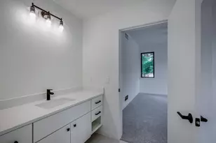 105 E Lakeview Ave, Madison, WI 53716 - Photo 47