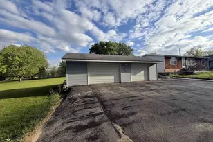 22103 Elizabeth St, Muscoda, WI 53573 - Photo 3