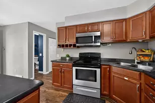 3501 Valley Ridge Rd, Middleton, WI 53562 - Photo 11