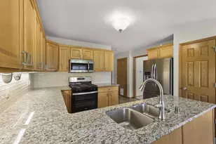 308 W Clover Ln, Cottage Grove, WI 53527 - Photo 23