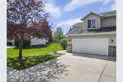308 W Clover Lane, Cottage Grove, WI 53527 - Photo 3