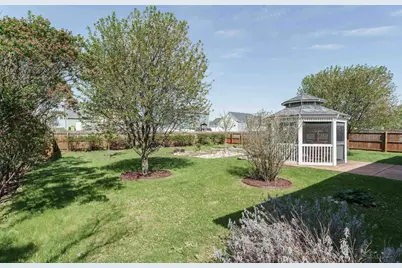 206 Cedar Avenue, Delavan, WI 53115 - Photo 27