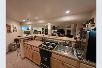 125 Meadow Ridge Lane, Madison, WI 53704 - Photo 29