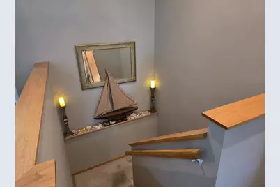 125 Meadow Ridge Lane, Madison, WI 53704 - Photo 23