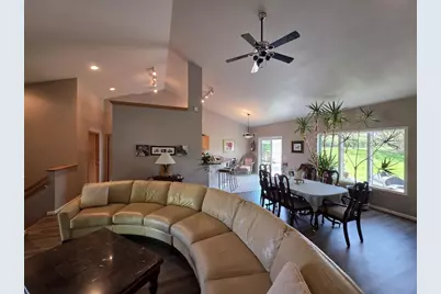125 Meadow Ridge Lane, Madison, WI 53704 - Photo 3