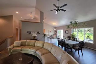 125 Meadow Ridge Ln, Madison, WI 53704 - Photo 3