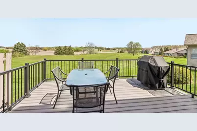 W5572 County Road Cw #10B, Watertown, WI 53098 - Photo 3